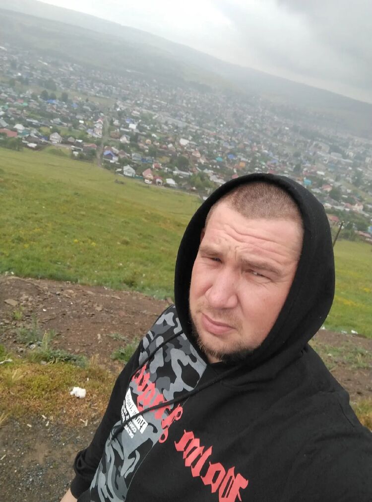  49622474  Kolka, 30 ,    