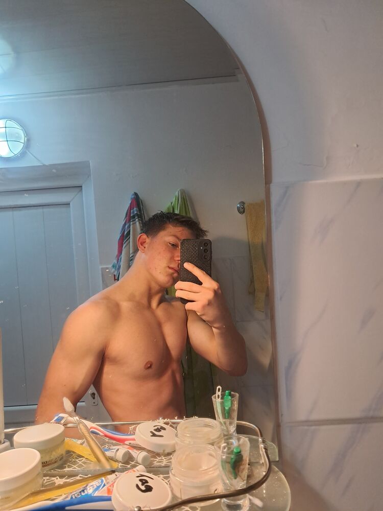 ���� 49774214 ����� �����, 21 ���, ���� ���������� � �����������