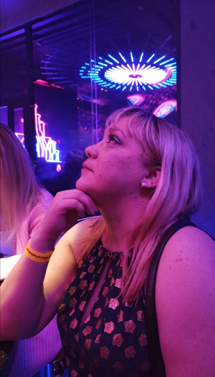  33067674  , 39 ,    -