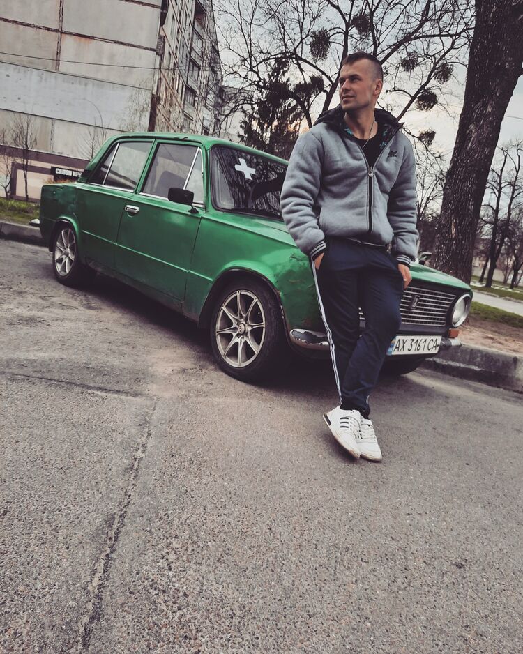  42628714  , 25 ,    