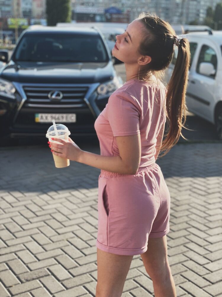  23552624  Sweet, 25 ,    