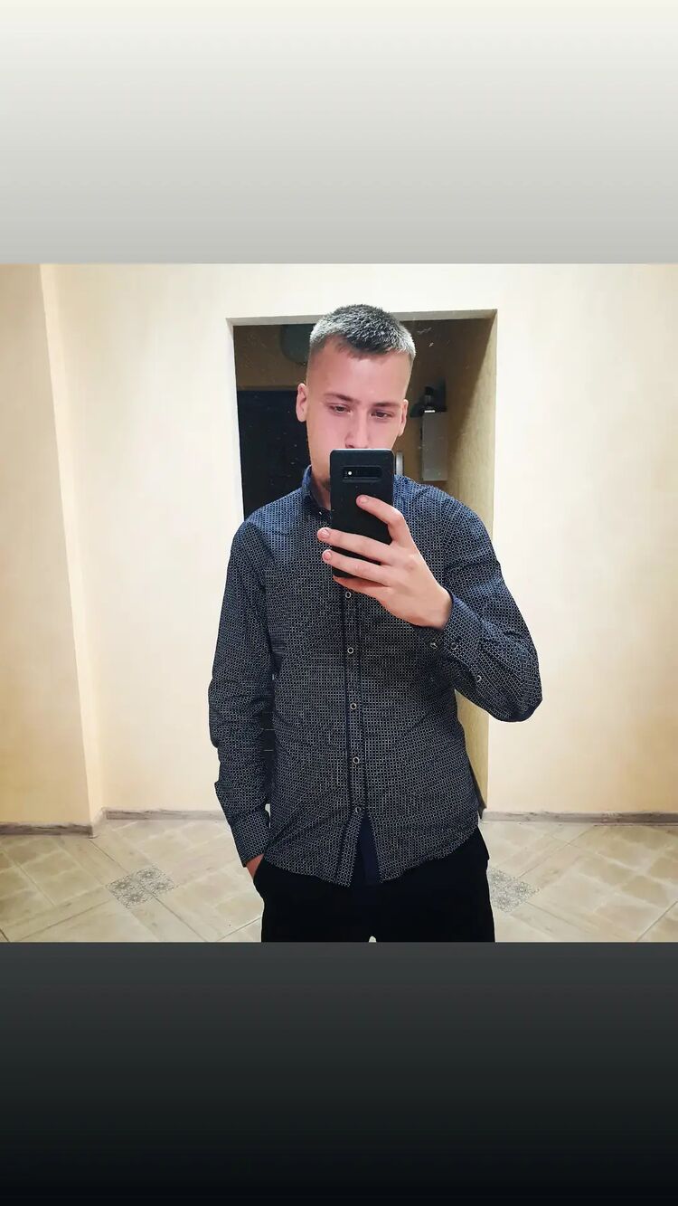  47689554  , 23 ,    