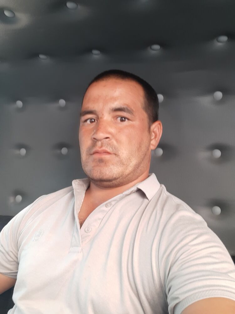  28479194  Botir, 32 ,    