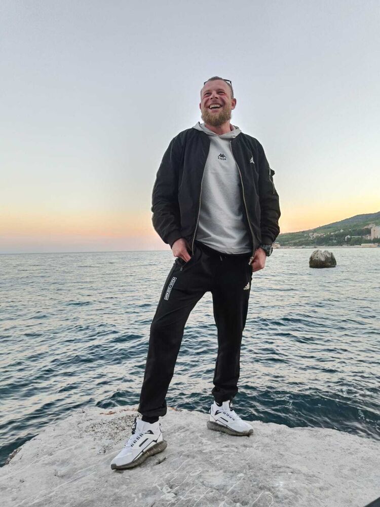  53861814  , 37 ,    -