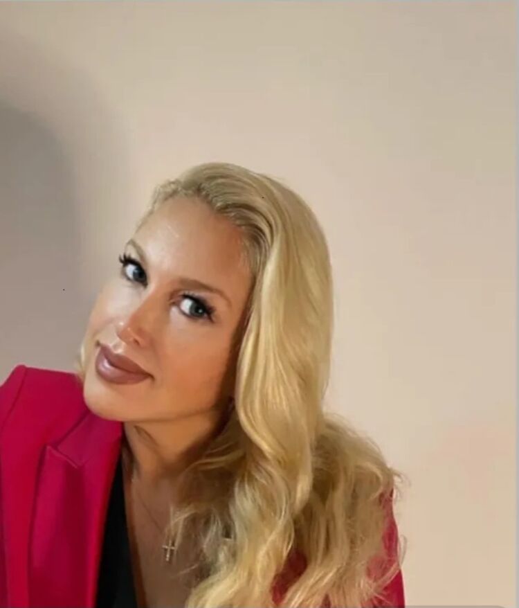 ���� 55536994 ������� Belle, 53 ����, ���� ���������� � ���������