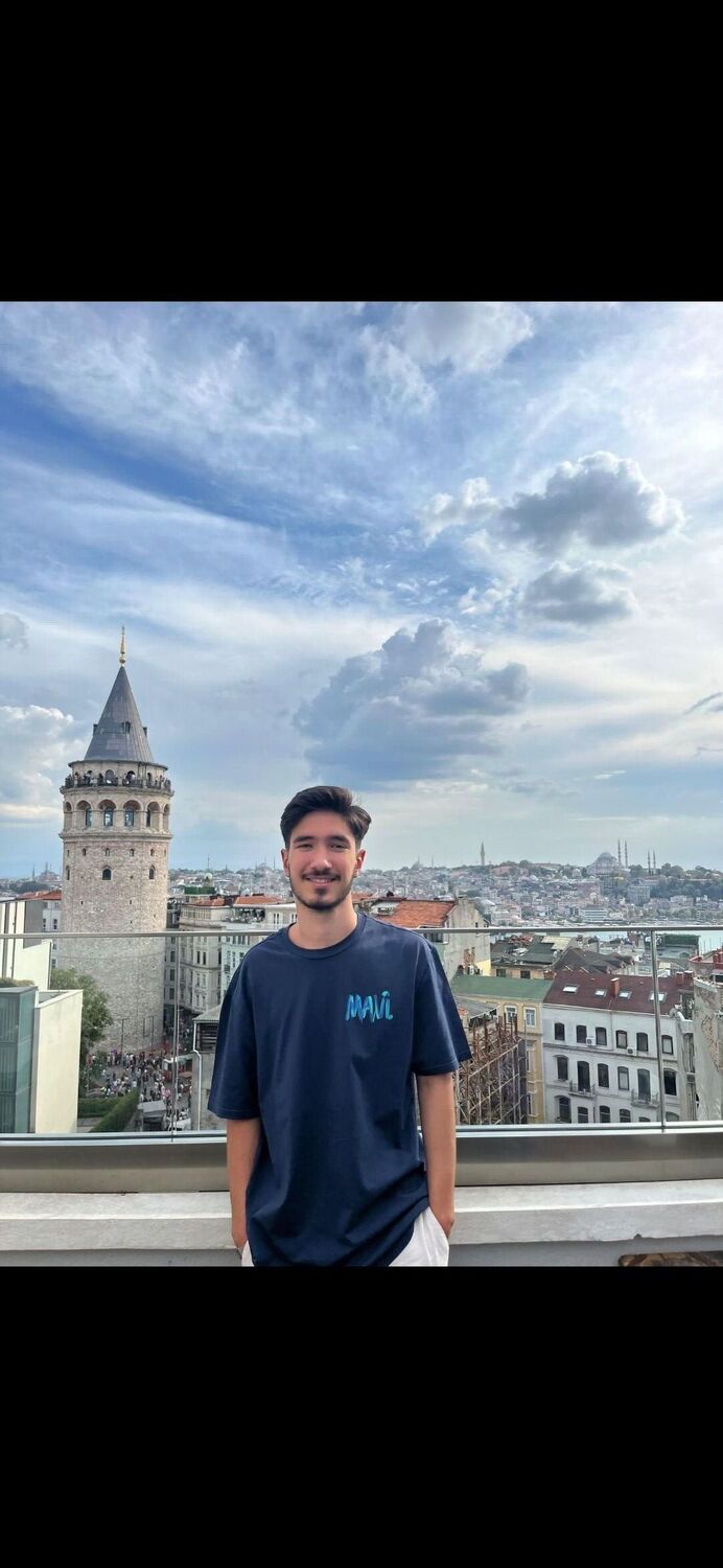  54540504  Kerem Can, 21 ,    