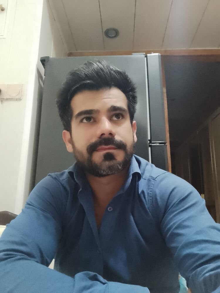  51239484  Omar, 36 ,    