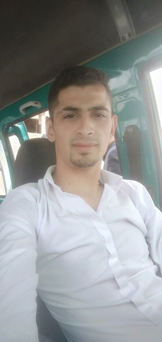  ,   Nikita, 32 ,   