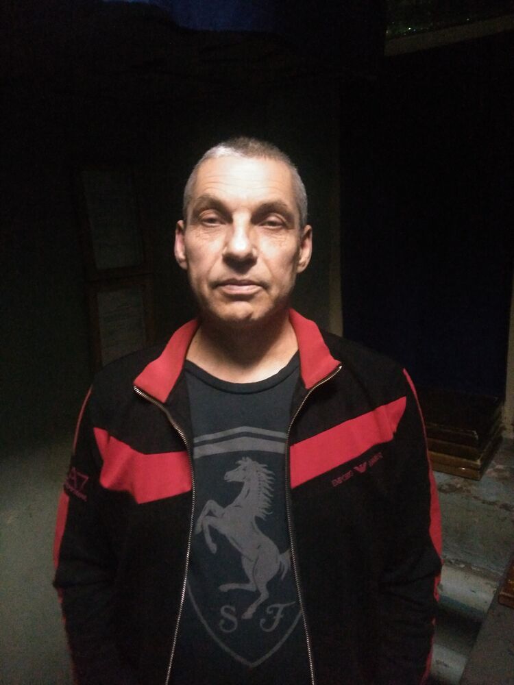  33327954  , 52 ,    