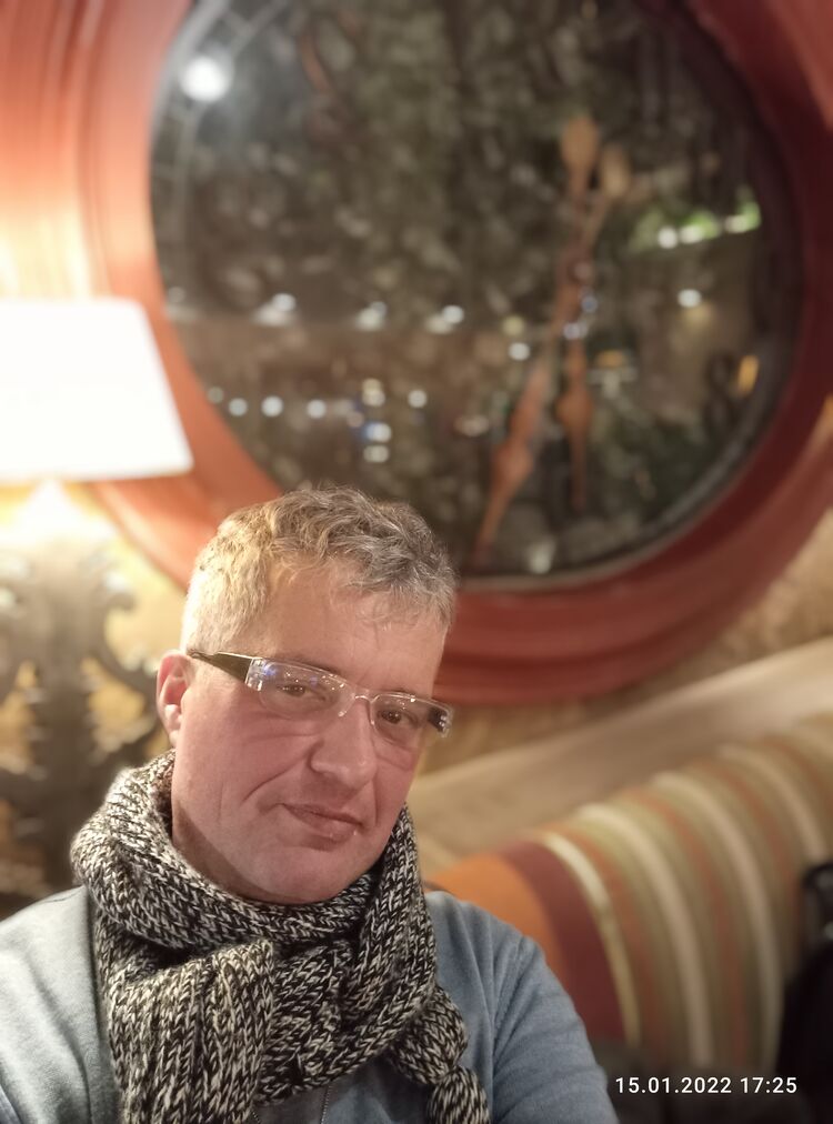  ,   , 52 ,   c 