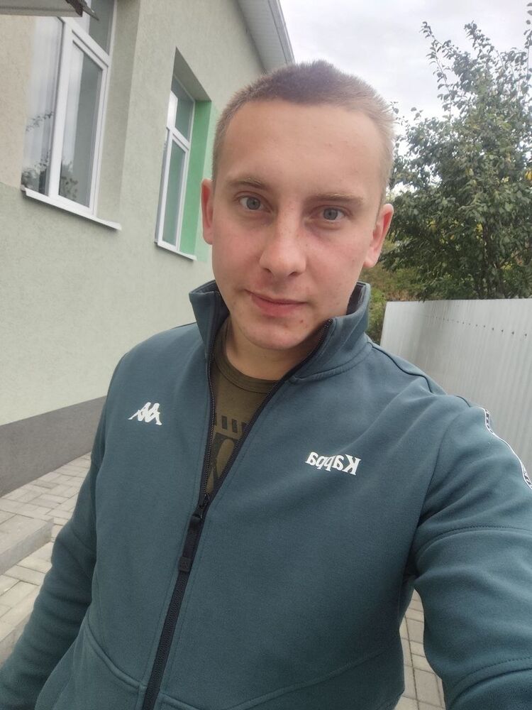  ,   Mishel, 27 ,   ,   