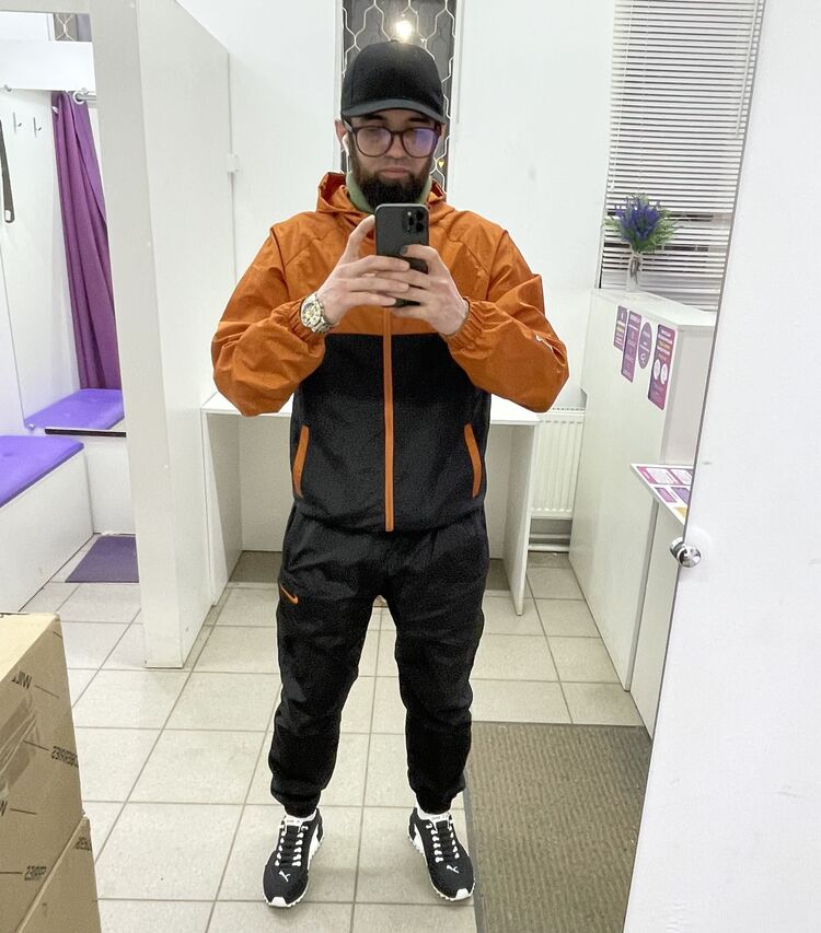  52617874  , 32 ,    