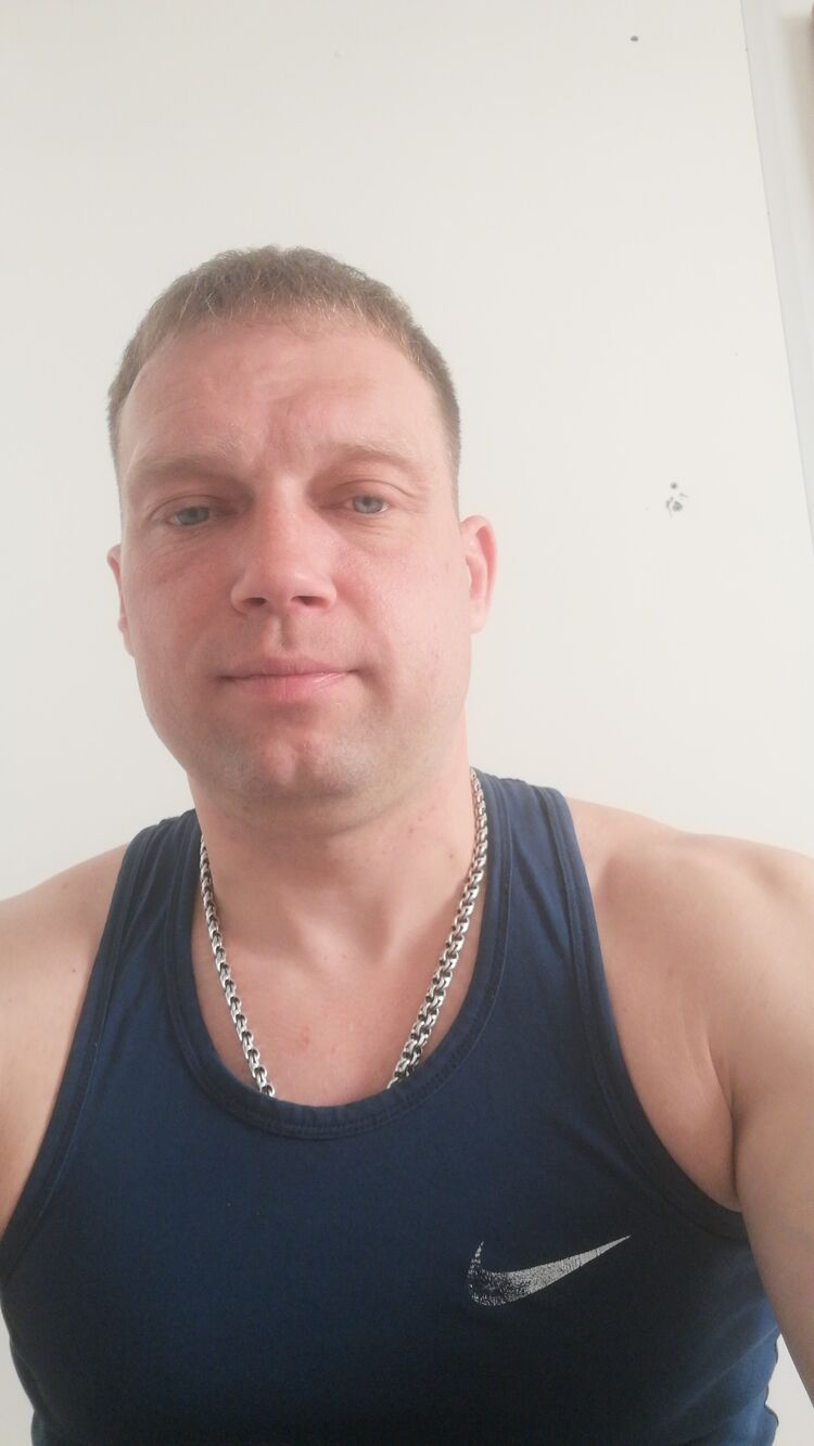  43702624  , 38 ,    -