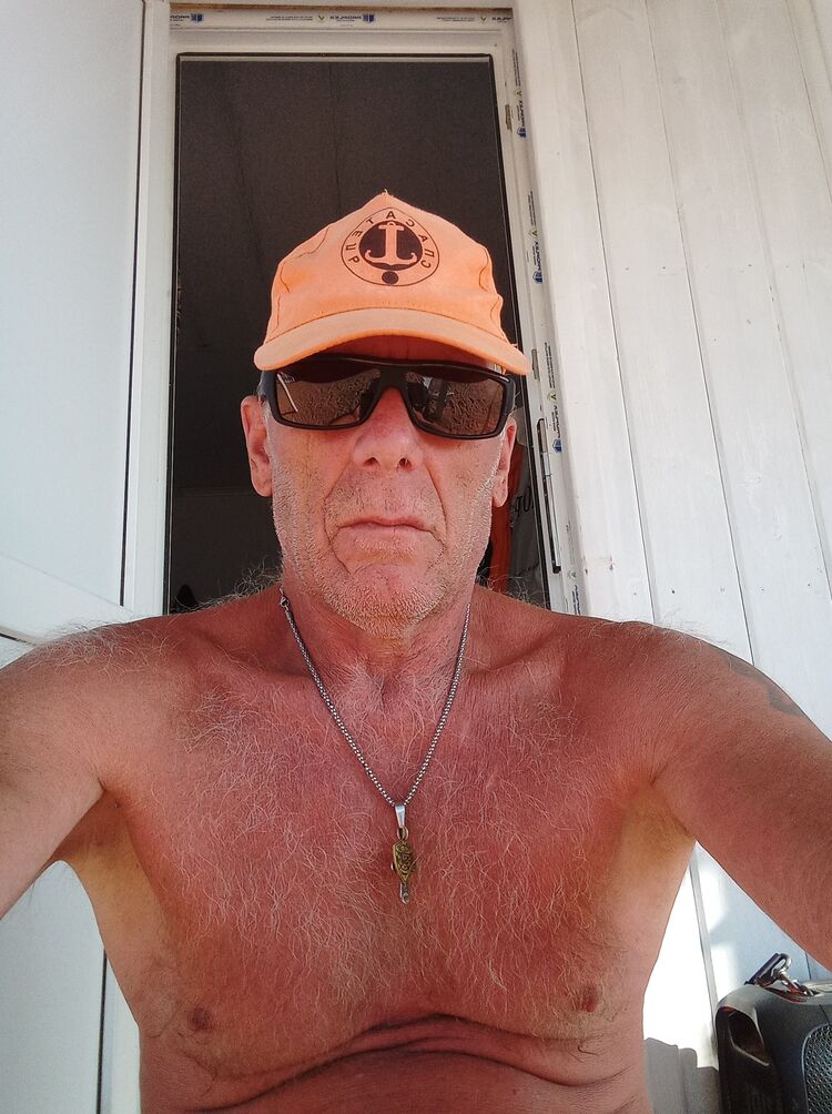  40768344  , 64 ,    