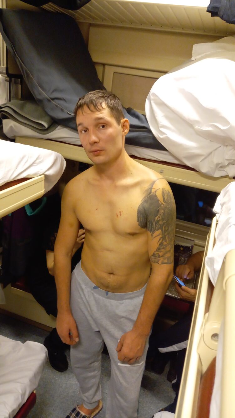  ,   Vladimir, 33 ,   ,   , c 