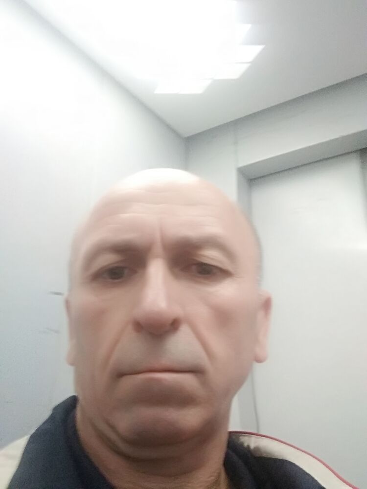  28555874  , 62 ,    