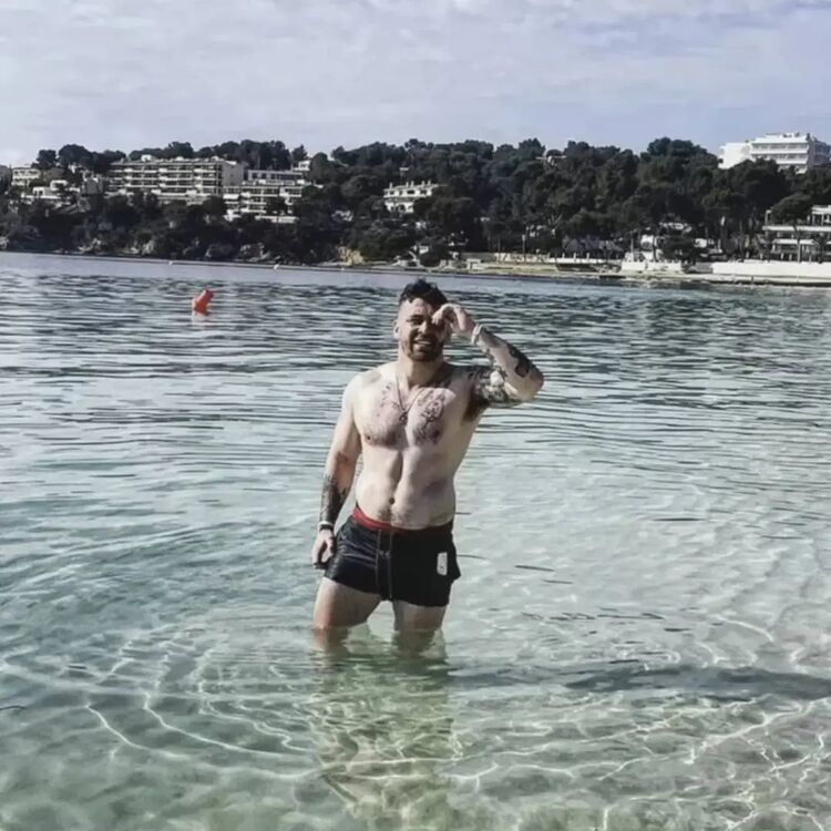  ,   David, 48 ,   ,   