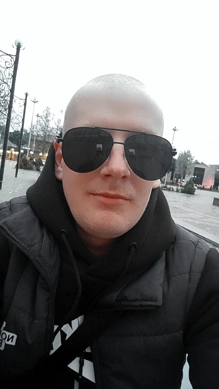  53744134  Oleg, 31 ,    