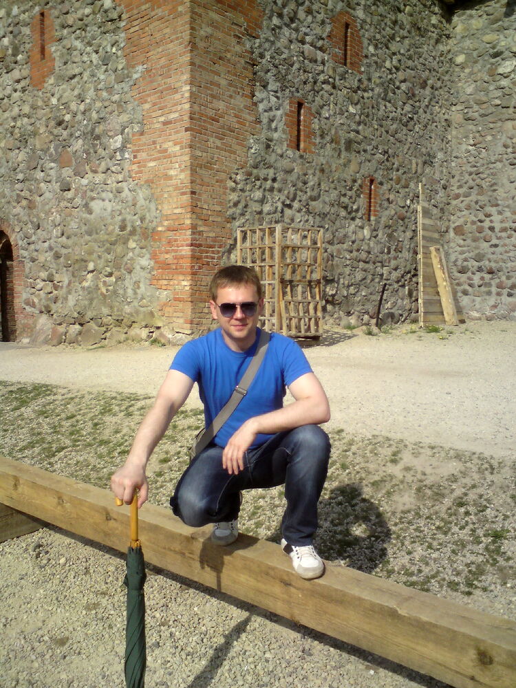  50236194  Vitali, 51 ,    