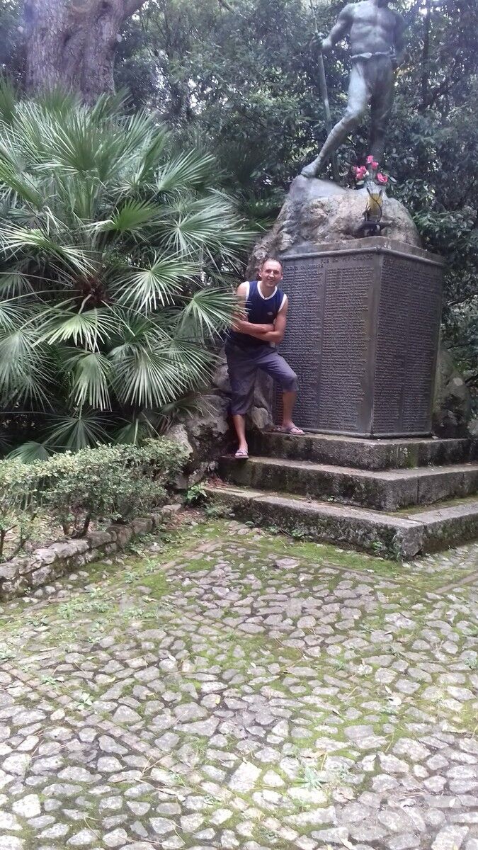  ,   Ruslan, 36 ,   ,   , c 