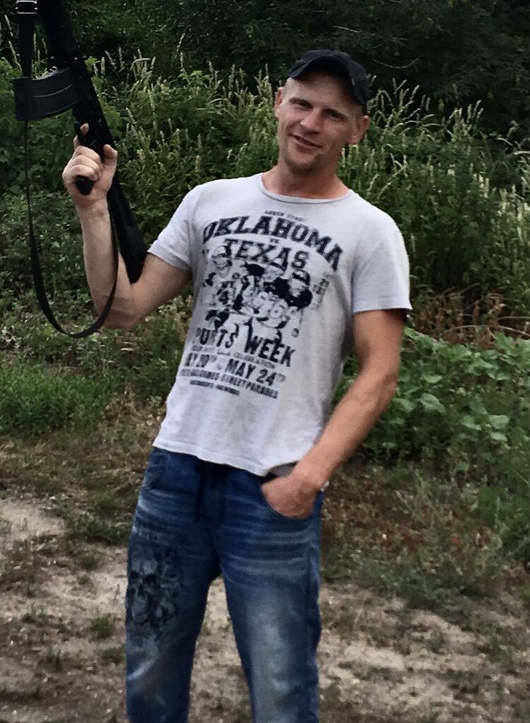  19143074  , 35 ,    