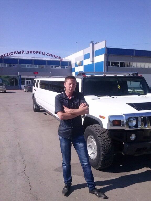  18973564  Elyorbek, 38 ,    