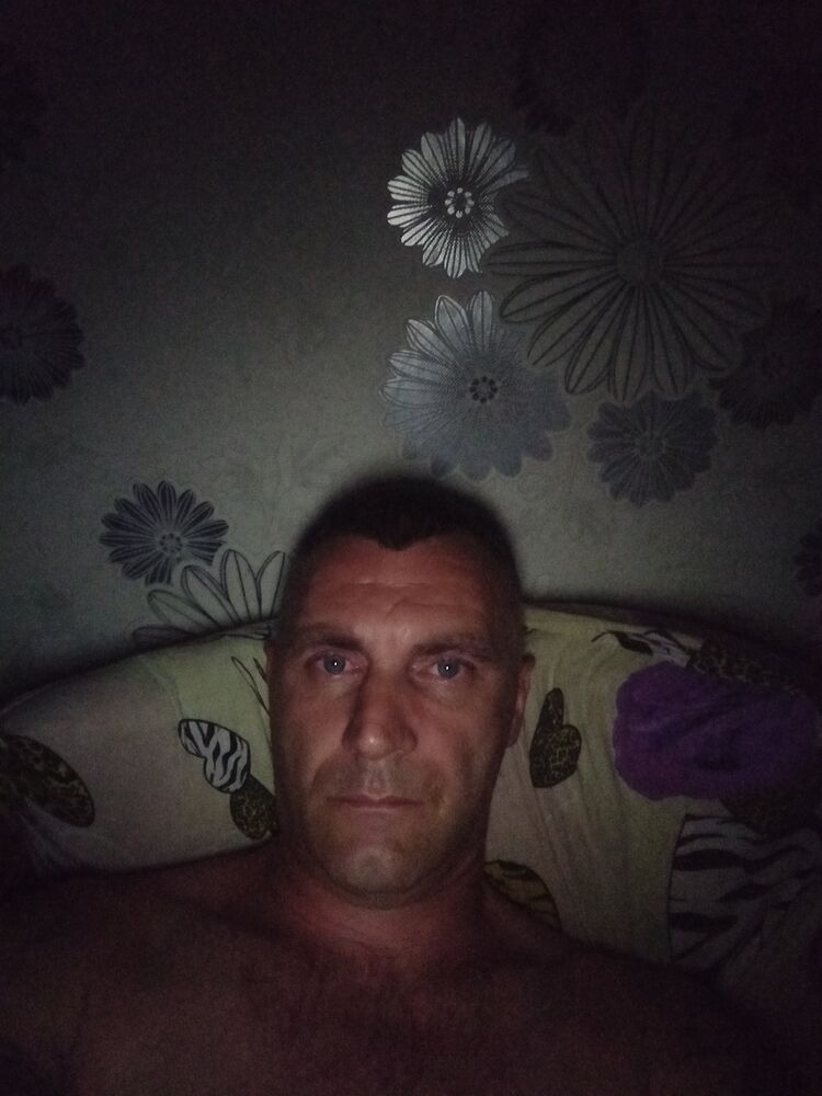  28352374  Alexander, 45 ,    