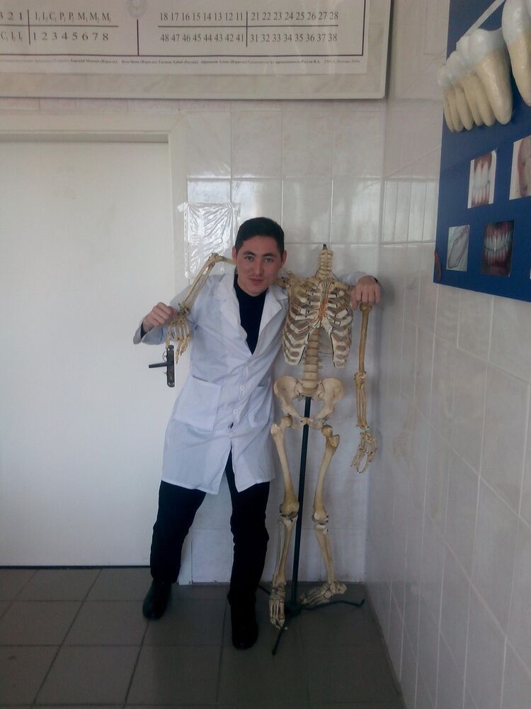  9242594  Bekzot, 31 ,    