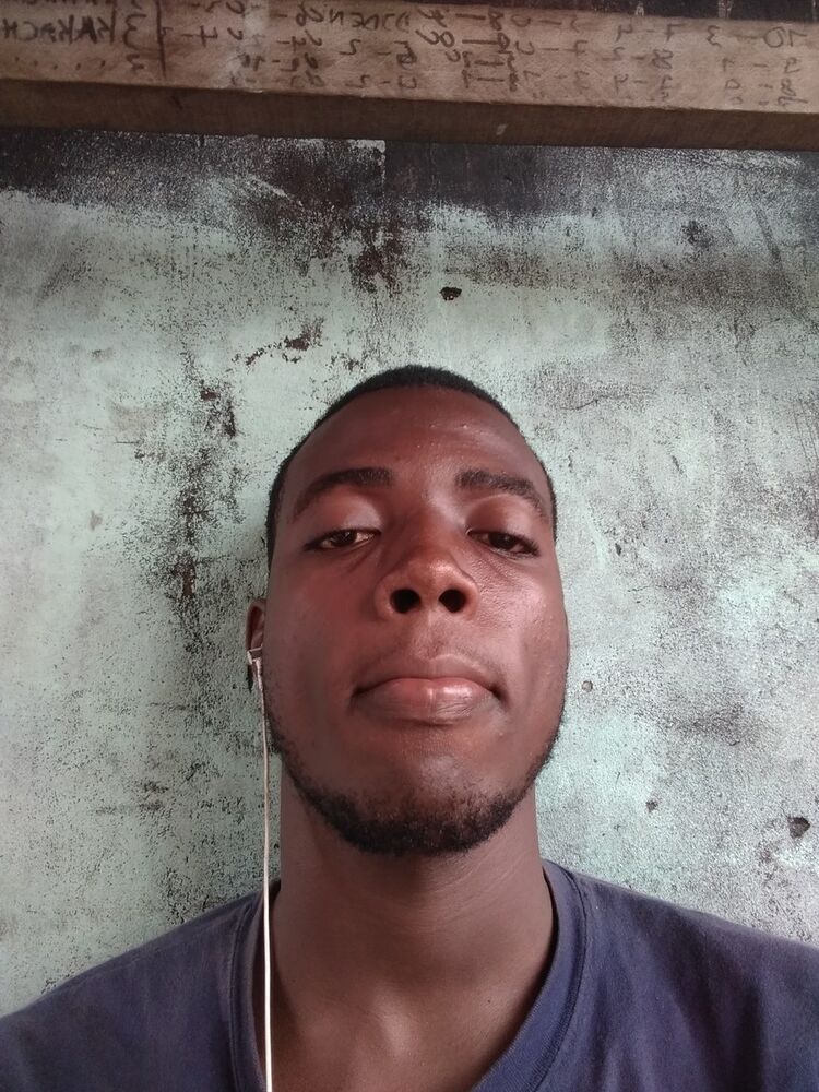  18246994  Josias, 25 ,    