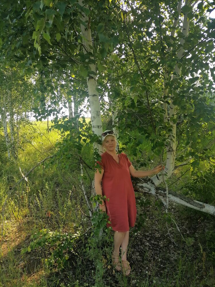  51995934  Tatiana, 50 ,    