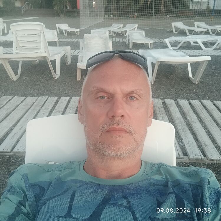  46409414  , 51 ,    