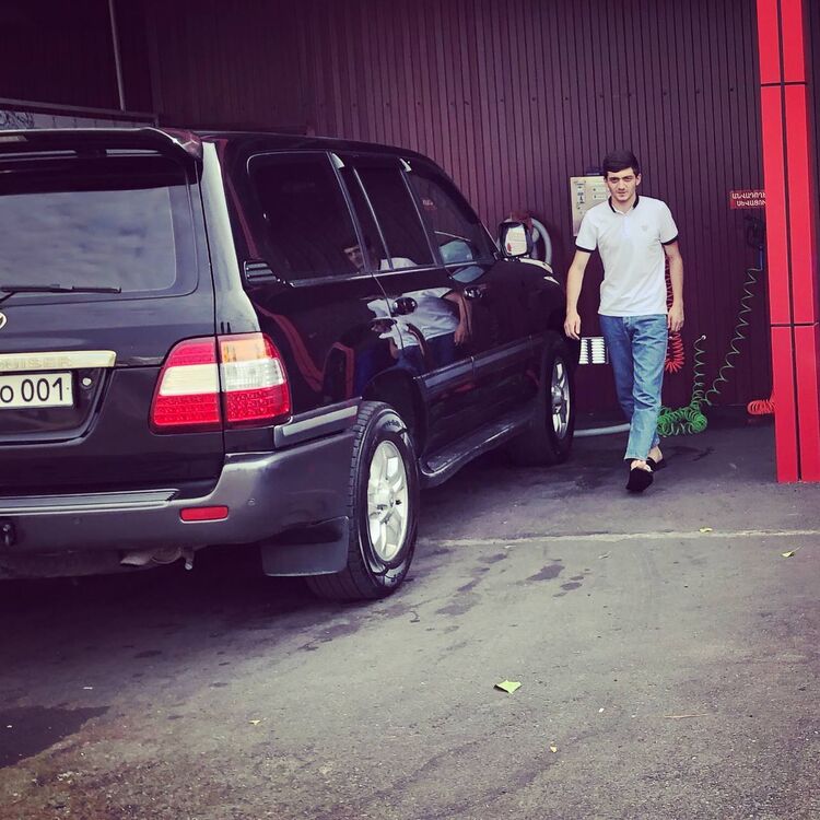  ,   Alik, 24 ,   ,   