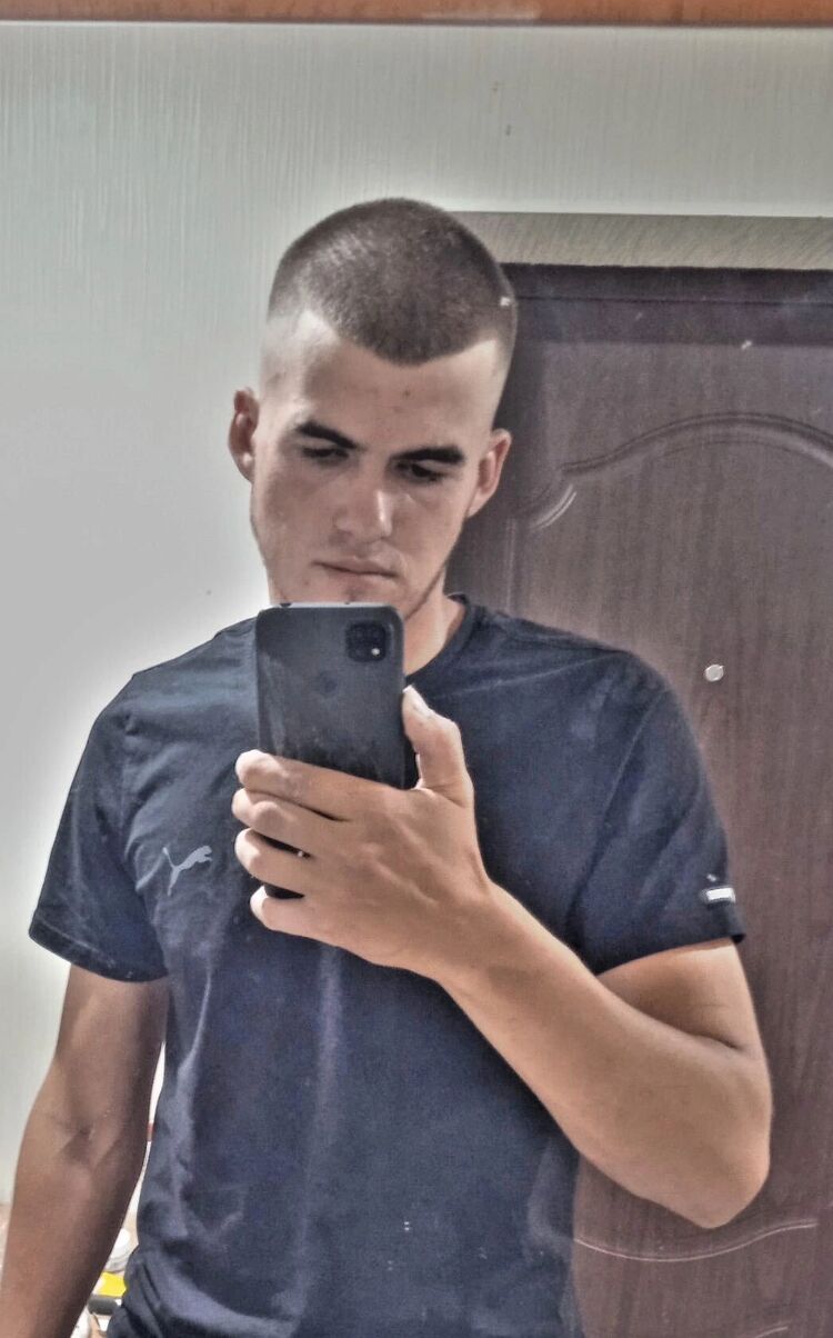  ,   Aleksei, 23 ,   ,   
