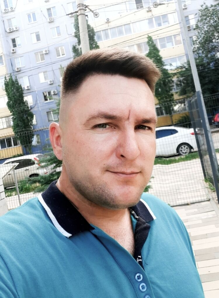  52926754  Ivan, 35 ,    