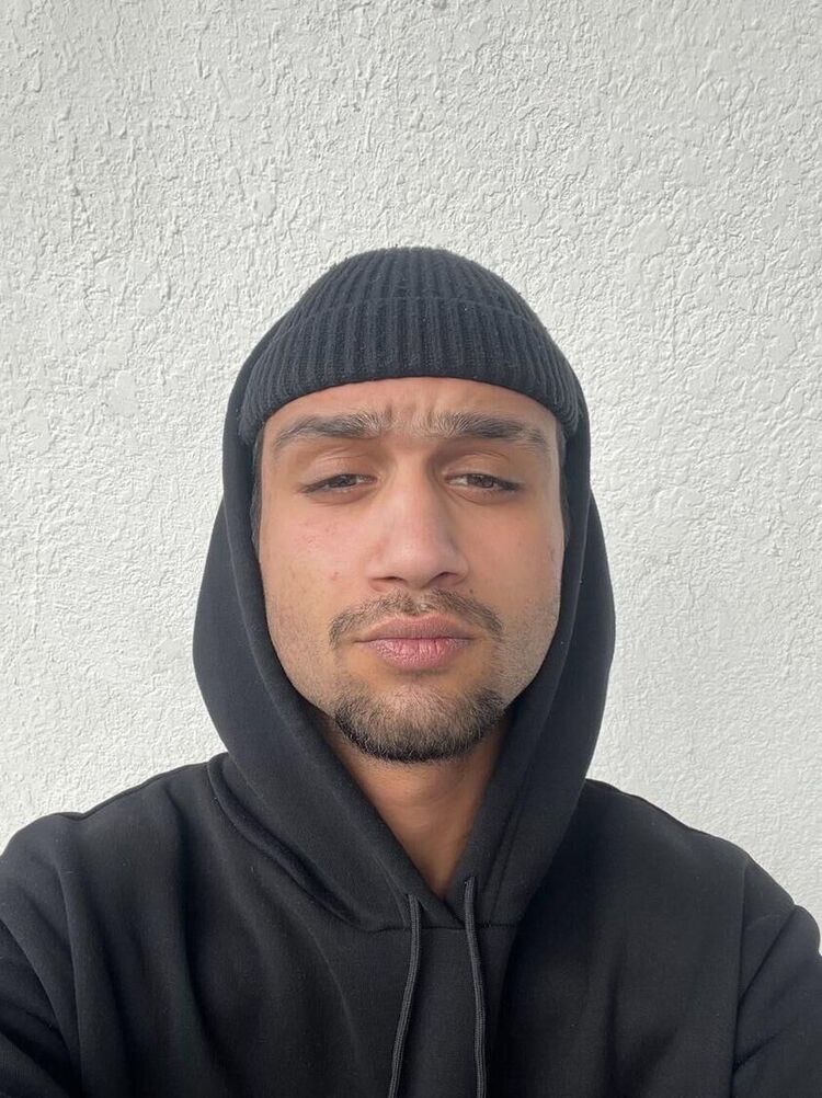  ,   Aleko, 22 ,   ,   