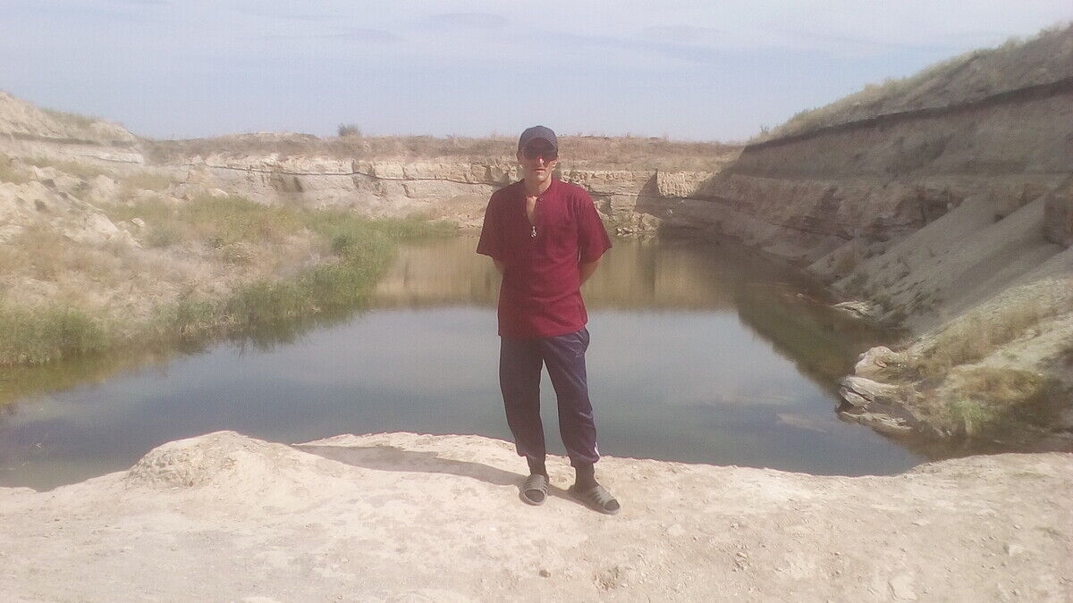  21038434  , 41 ,    