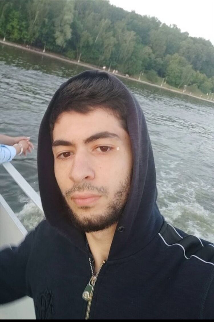  22207014  , 29 ,    