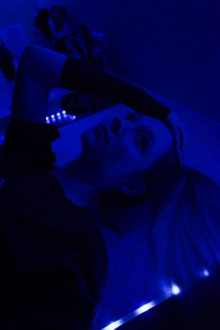  -,   , 23 ,   ,   
