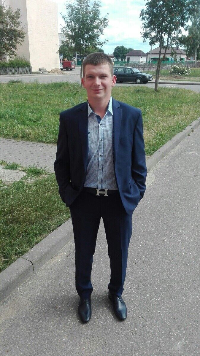  20082724  , 30 ,    