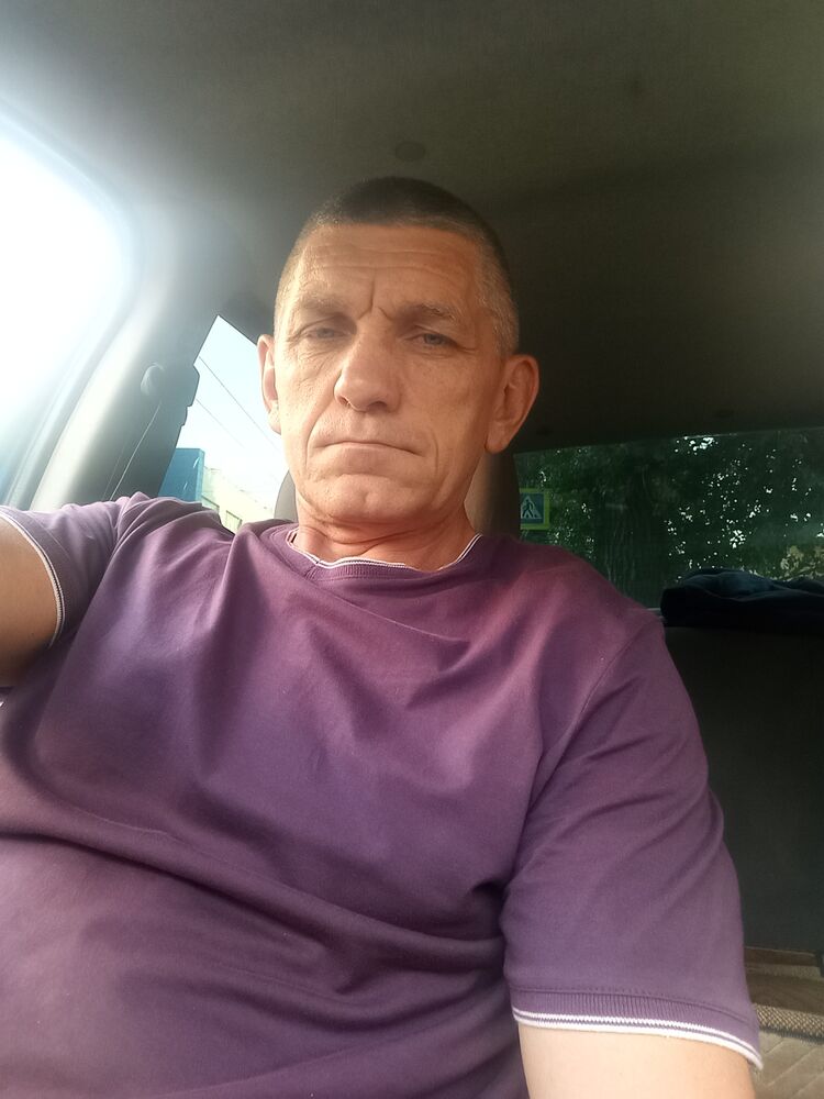  ,   Oleg, 51 ,   ,   