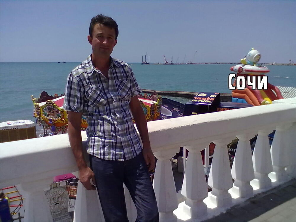  52736754  Azamat, 51 ,    