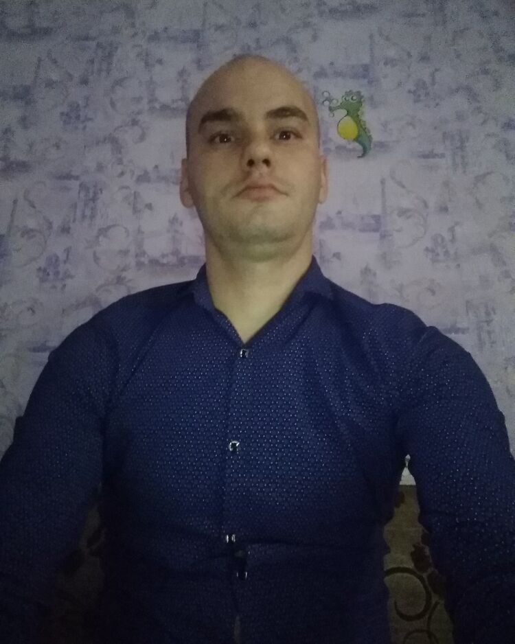  ,   Vladislav, 32 ,   ,   , c 