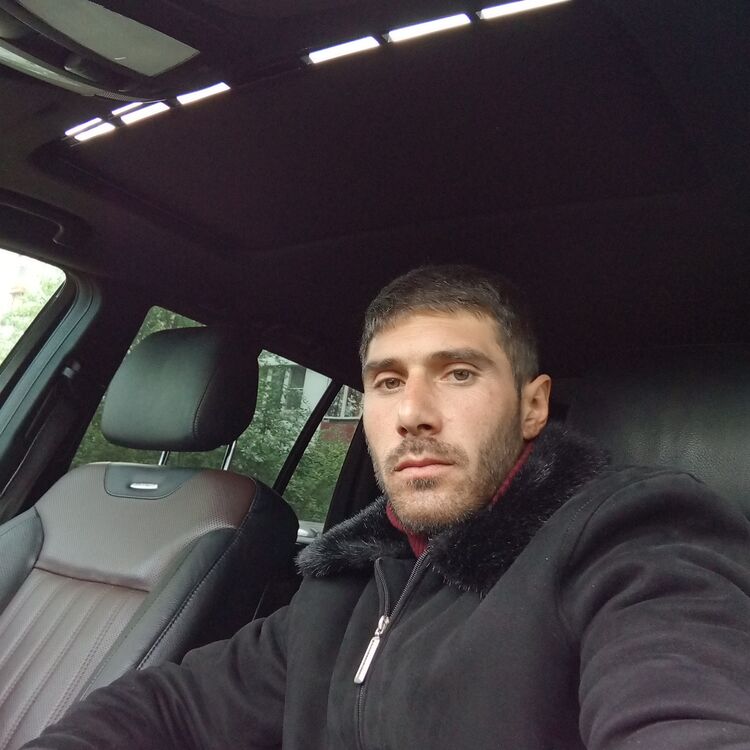  29835104  Levon, 33 ,     