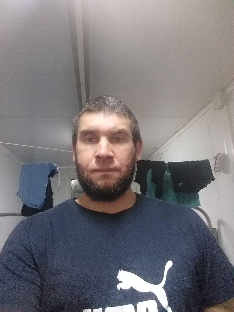  46812444  , 38 ,    