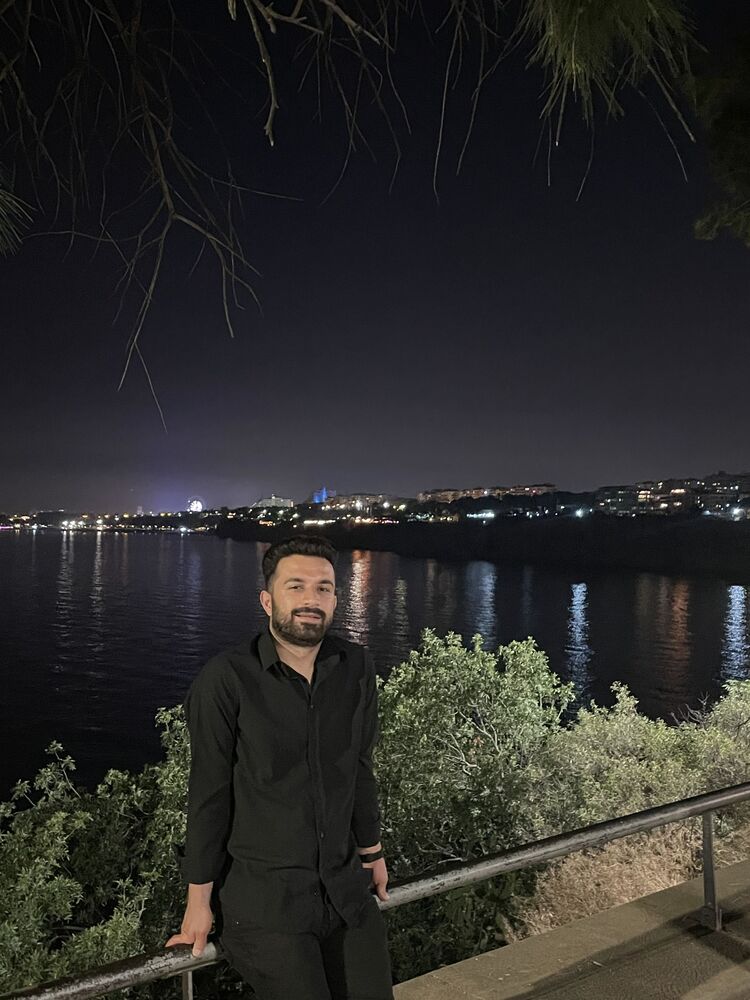  54329264  Erdoagab, 31 ,    