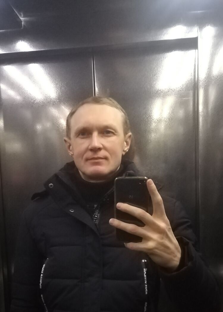  41693494  Aleksey, 47 ,    