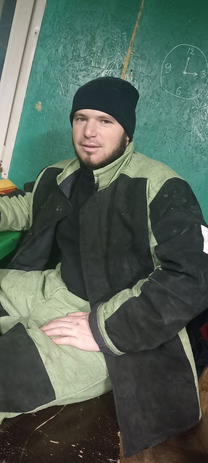  ,   Umar, 33 ,     , c , 
