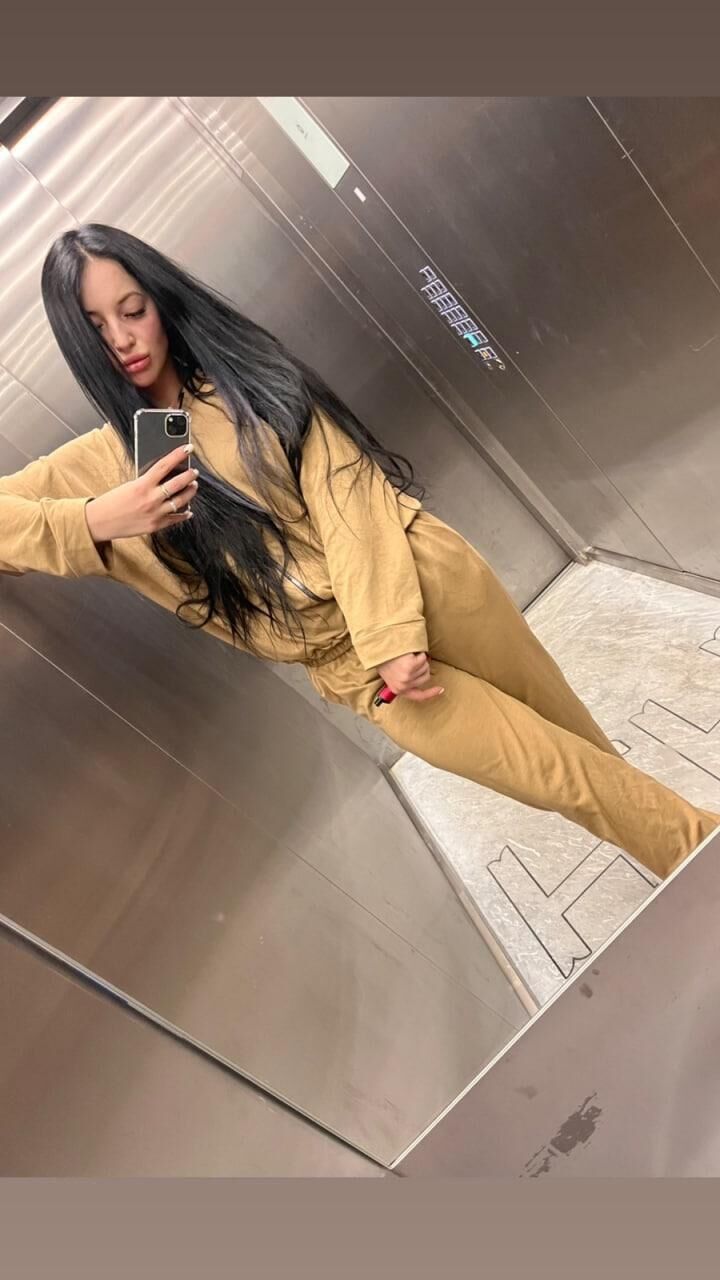  42857654  Valentina, 25 ,    