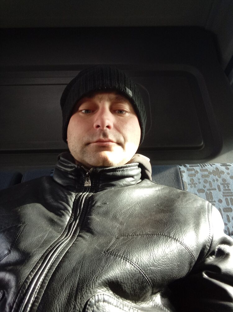  --,   , 33 ,   