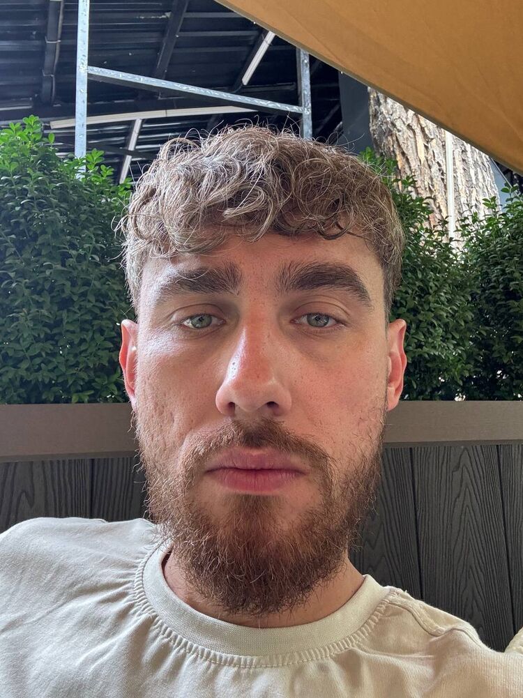 ���������� �������, ���� ������� Artur, 32 ����, ������������ ��� ������, ����� � ���������, c�������� ���������